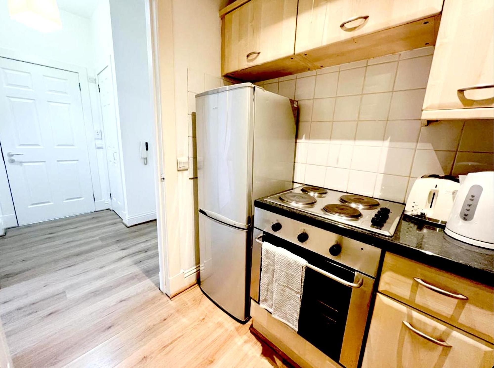 Апартаменты Chic Retreat In Ibrox *
